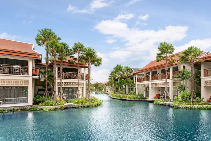 grand mercure khao lak bangsak